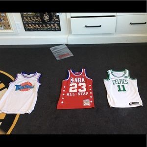3 basket ball jerseys